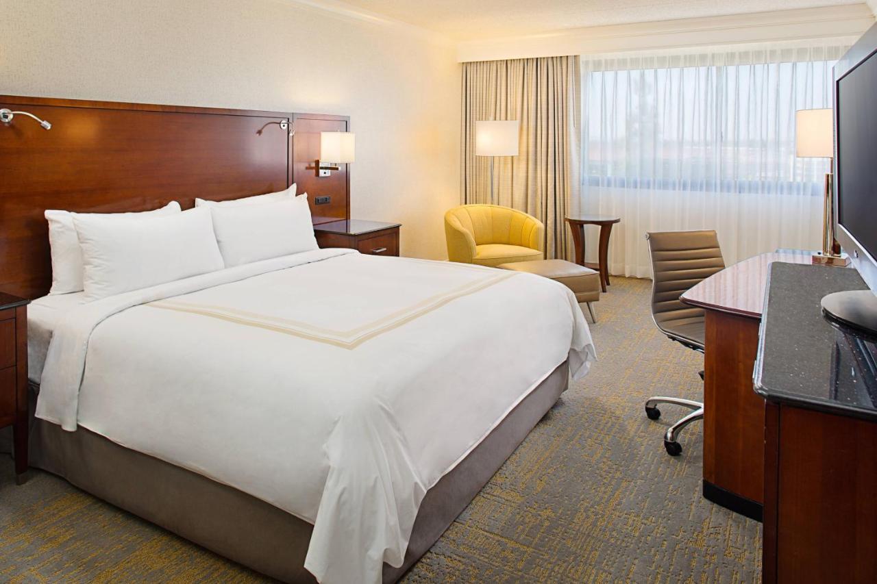 Los Angeles Marriott Burbank Airport Ngoại thất bức ảnh
